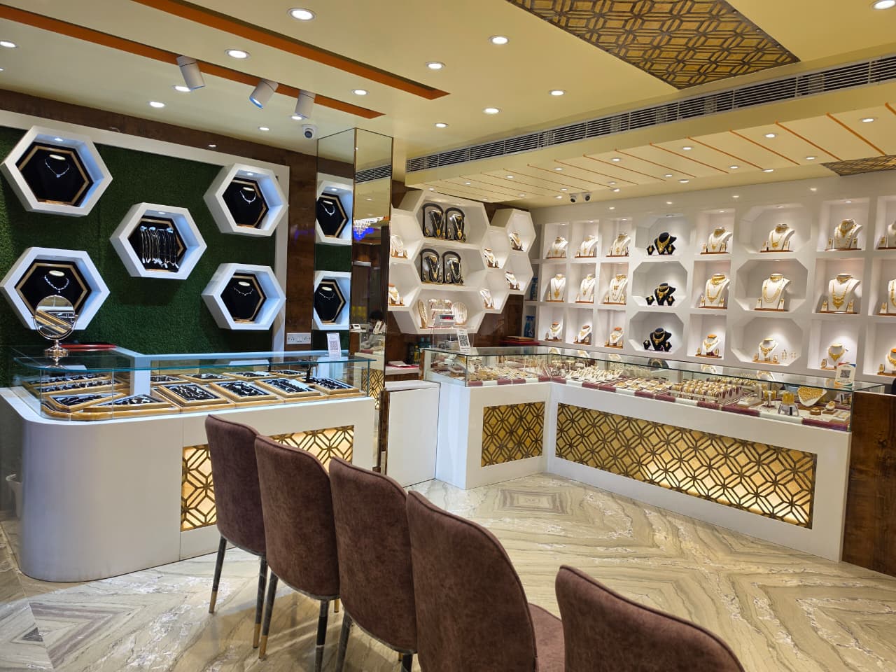 Monikanchan showroom interior